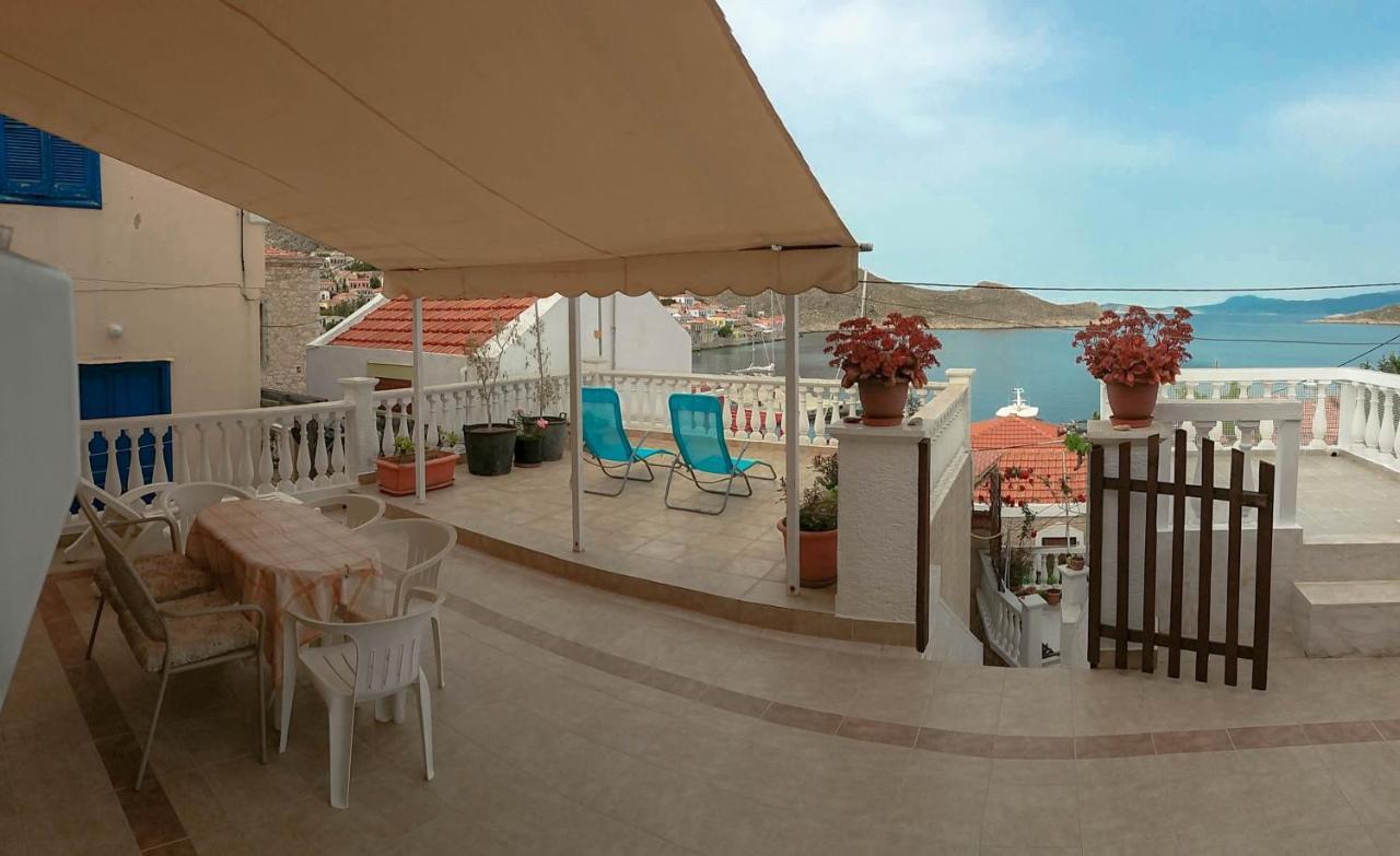Villa Niovi Chalki Town Ngoại thất bức ảnh