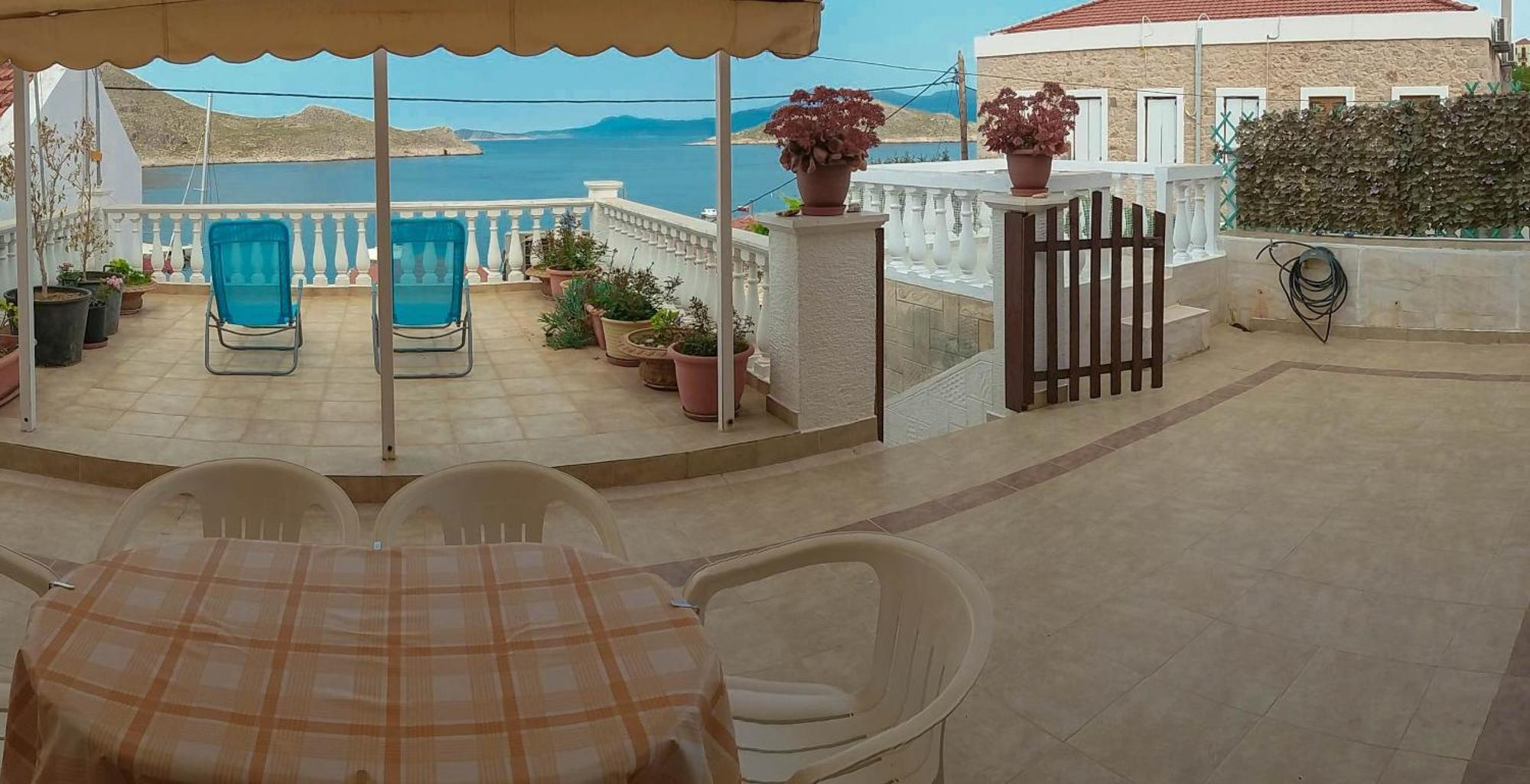 Villa Niovi Chalki Town Ngoại thất bức ảnh