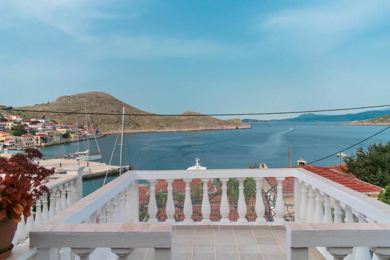Villa Niovi Chalki Town Ngoại thất bức ảnh